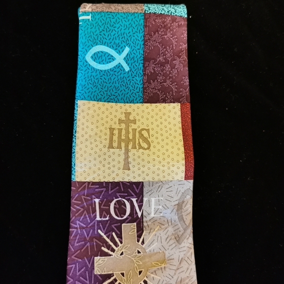 DIVINITY FAITH INSPIRED TIE - Picture 2 of 3